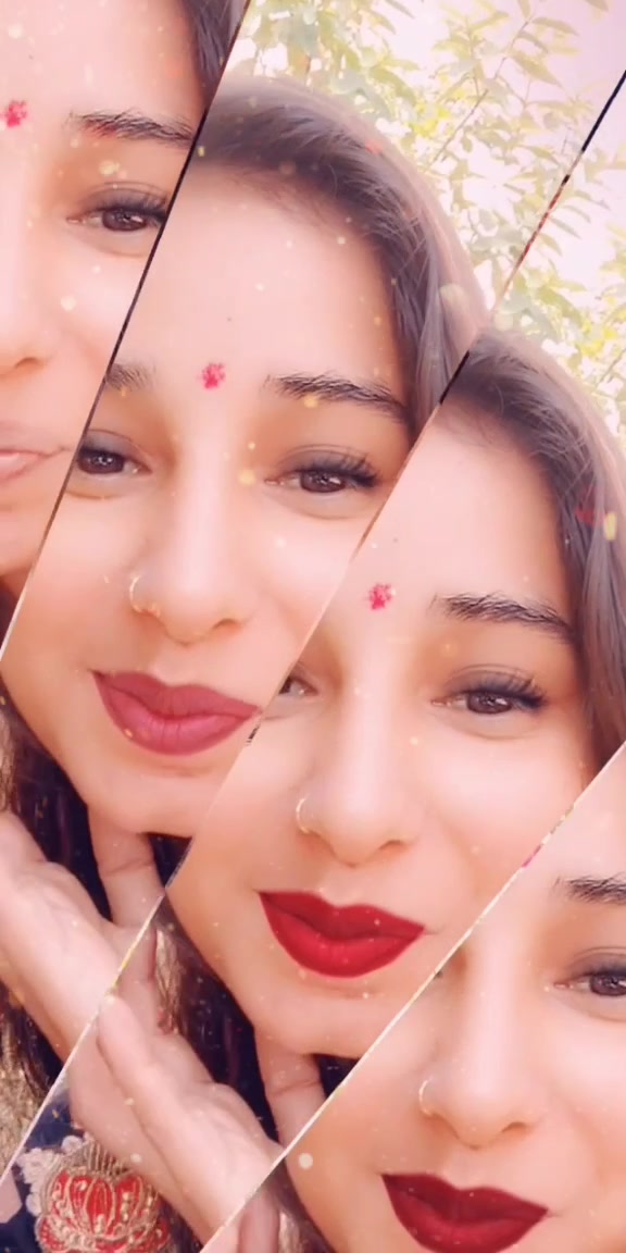 @PriyaKashyap36