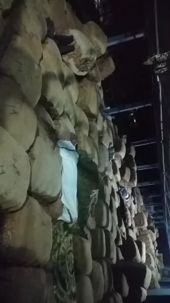 @💞ಪಿರಿಯಾಪಟ್ಟಣ ಹುಡ್ಗ ಮಣ್ಣಿನ ಮಗ