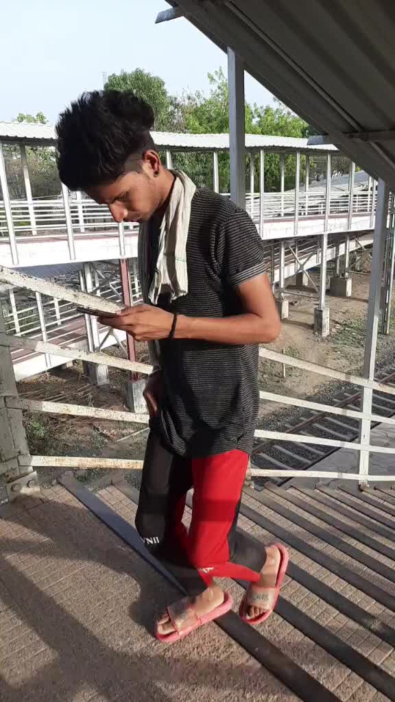 @Yaaron Ki Jaan Yaaro