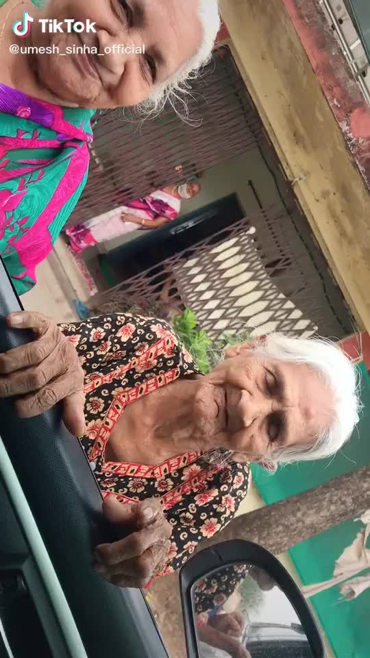 @EmYY_DeSai_4982