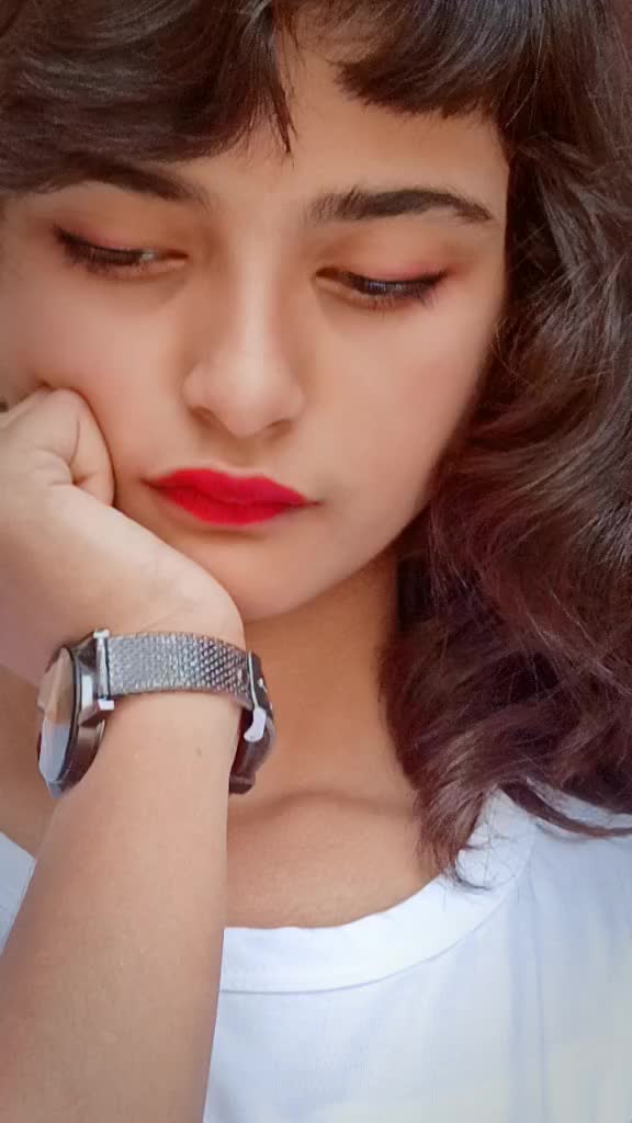 @Aishwarya tiwari 😊