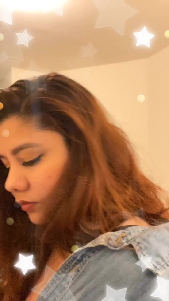 @neekyshaa
