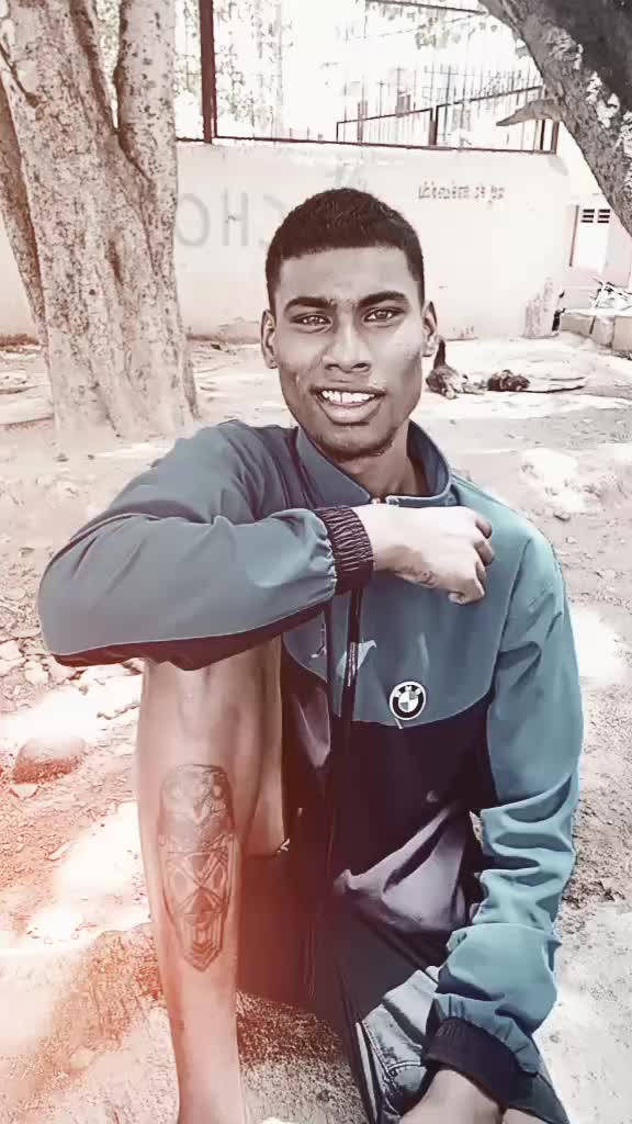 @👅i'm 🥃 single 💪