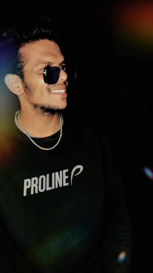 @Unique boy Vinay 😎