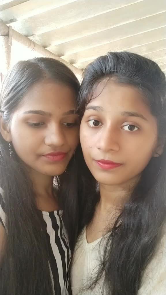 @rohuu😍😘