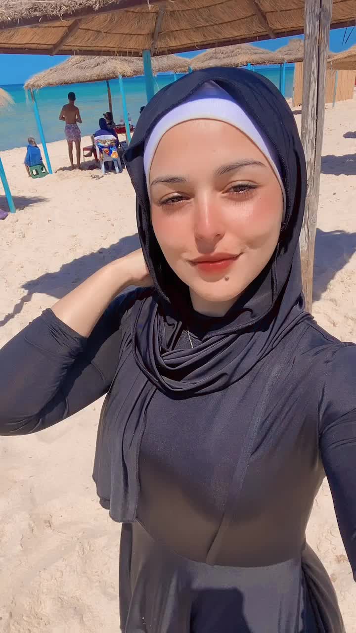 @Nesrine Hitana