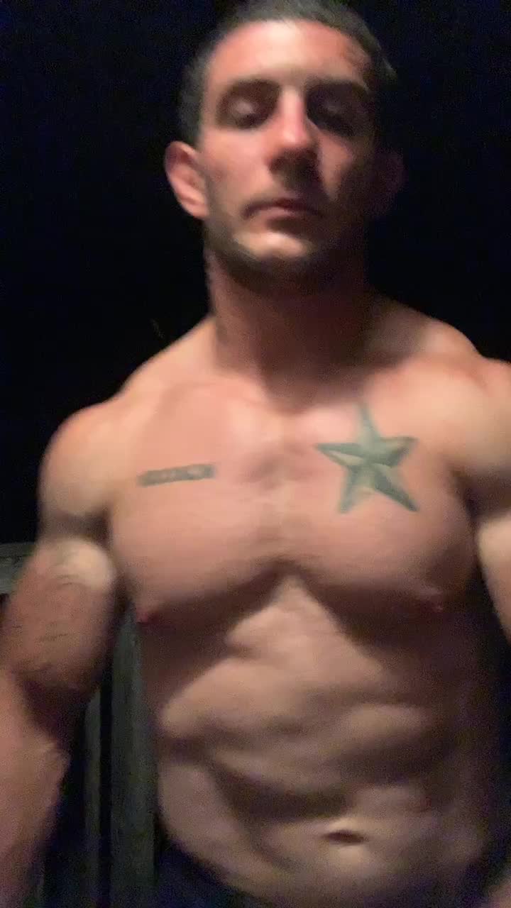 @CDeLucca