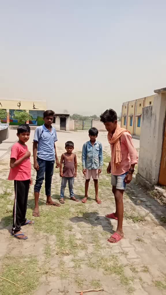 @कवाडी05