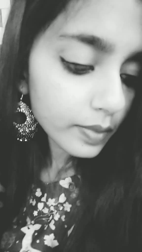 @👑Aarchi garg👑