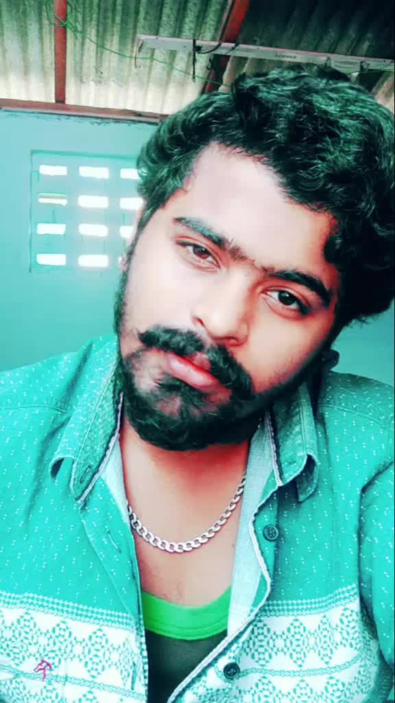 @தமிழன் பாரதி