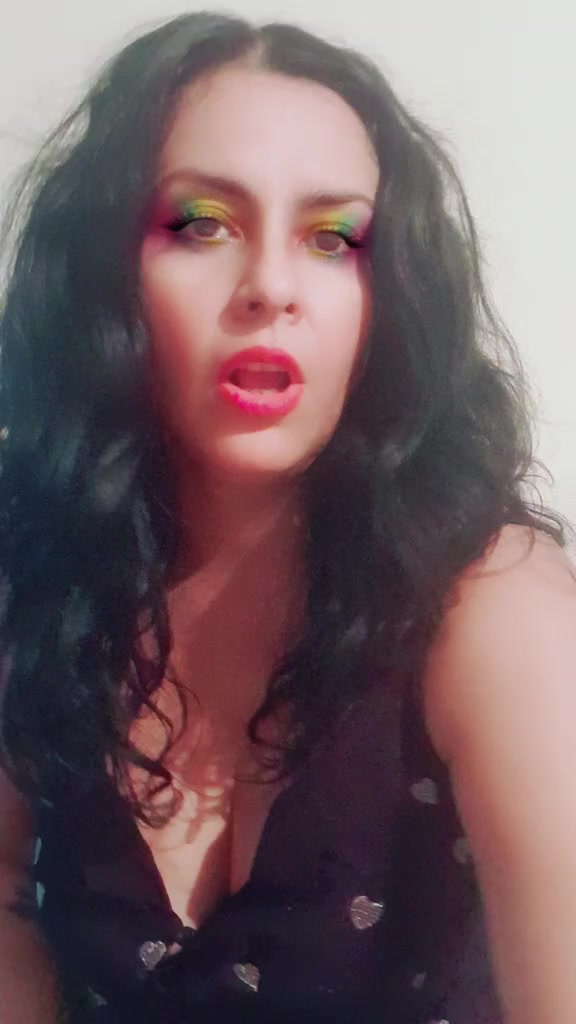 @LaMujerConAlas