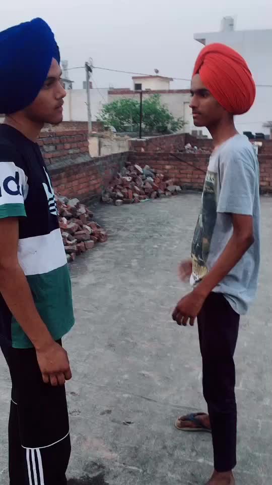 @Pickam_chacha👨&zwj;👦