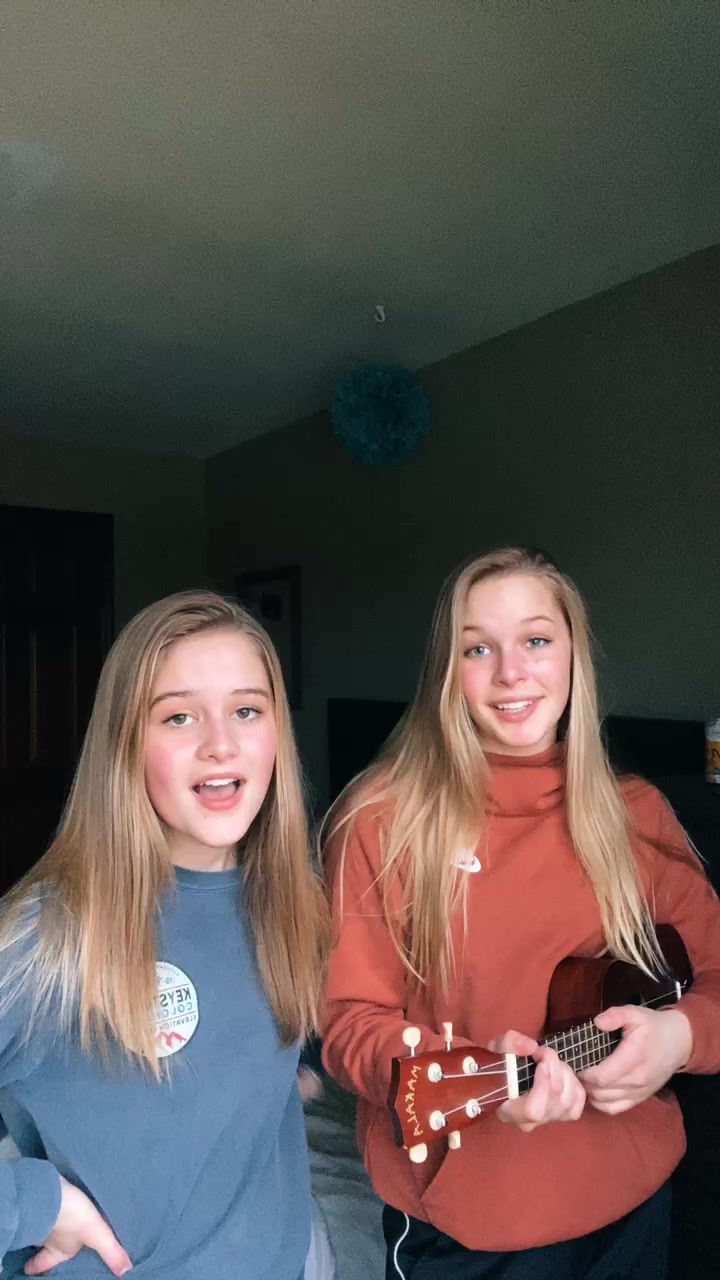 @ashlyn sapinski
