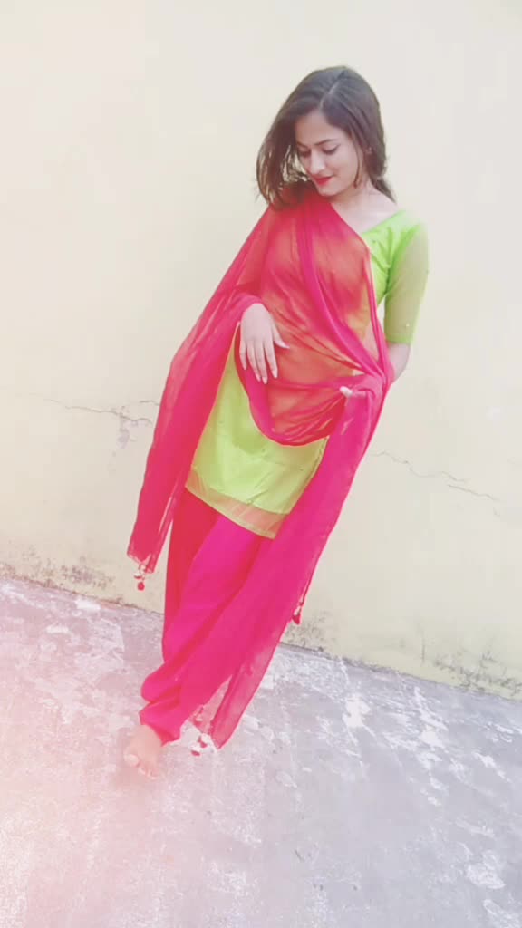 @SoNaLi SiNgH