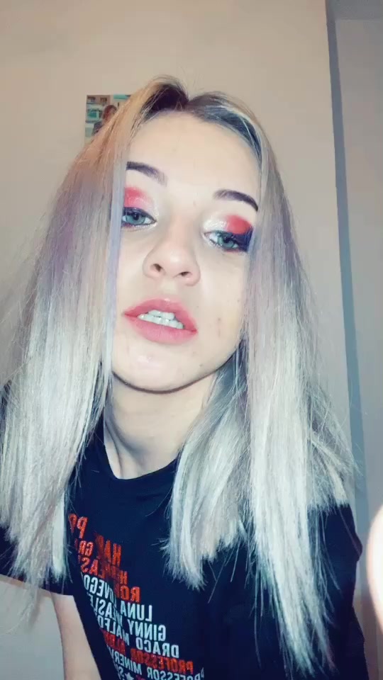 @Andreea_Ionicescu