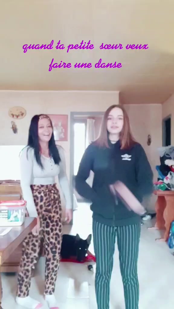 @Julie Karera 丰㋖