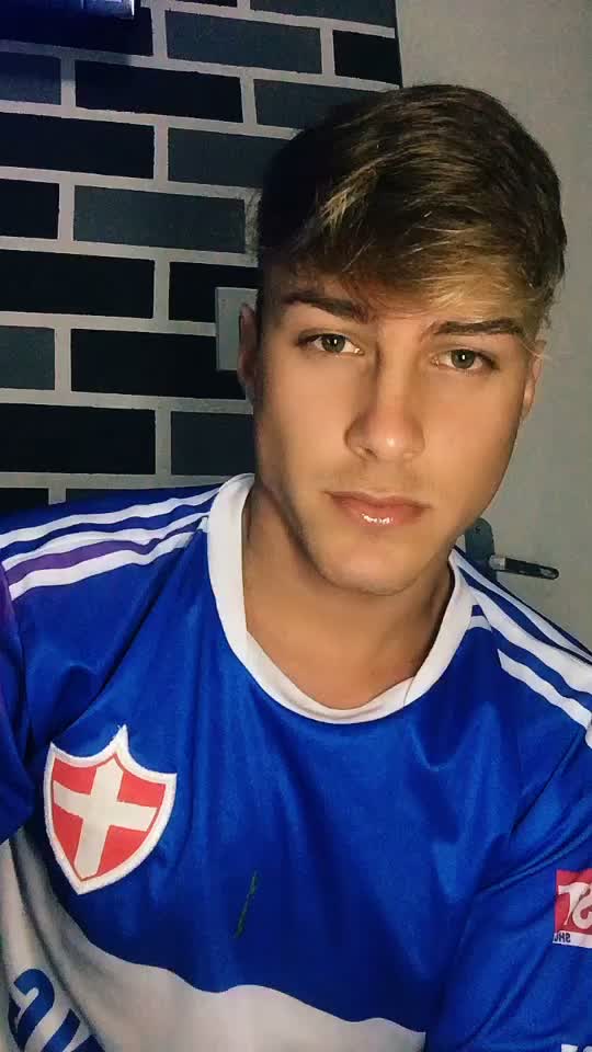 @Macchado_carlos