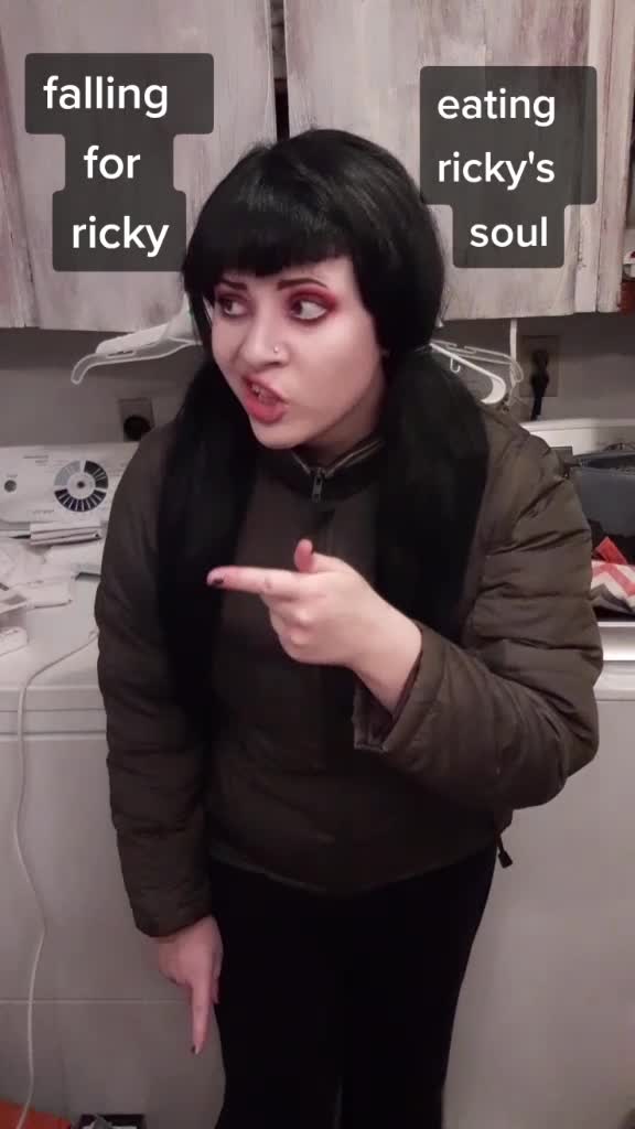 @⛧ 𝘋𝘖𝘓𝘓𝘠 𝘙𝘖𝘛..