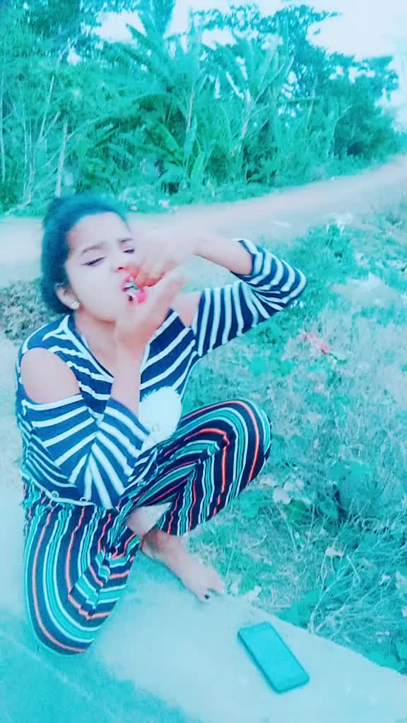 @smile grl sima😄😄😄
