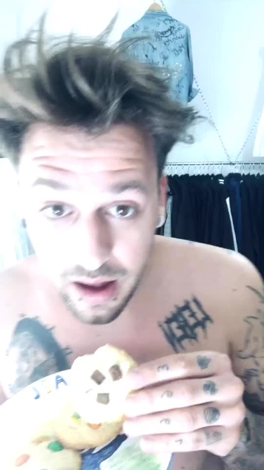 @Mihiael