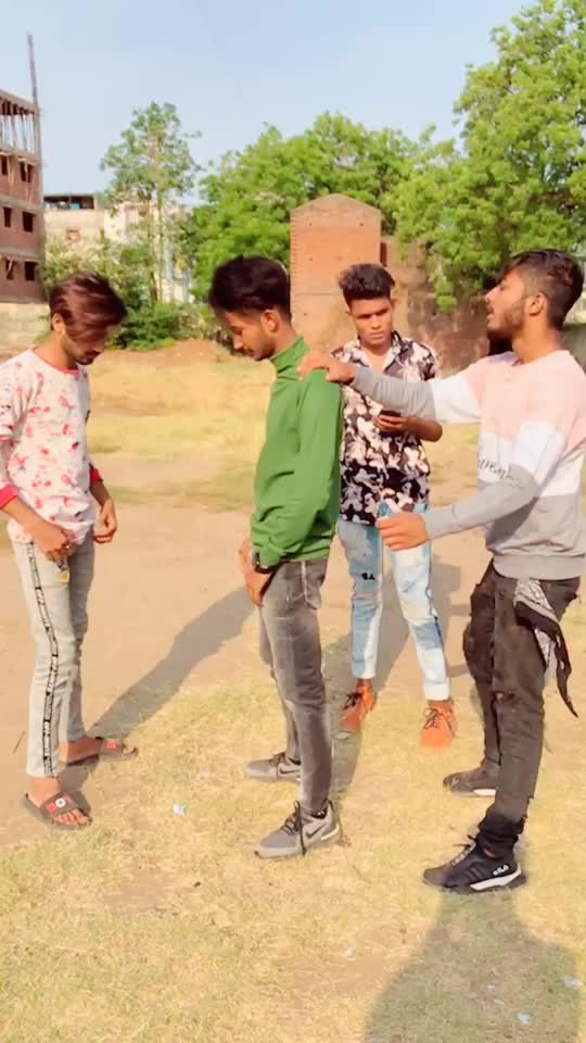 @mr_aakil__