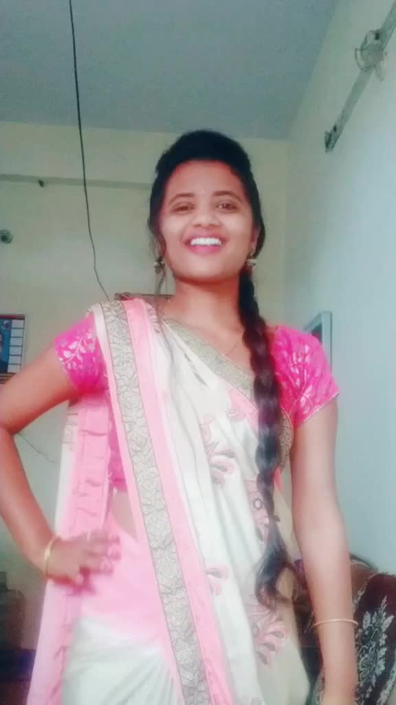 @L❤ahari😘