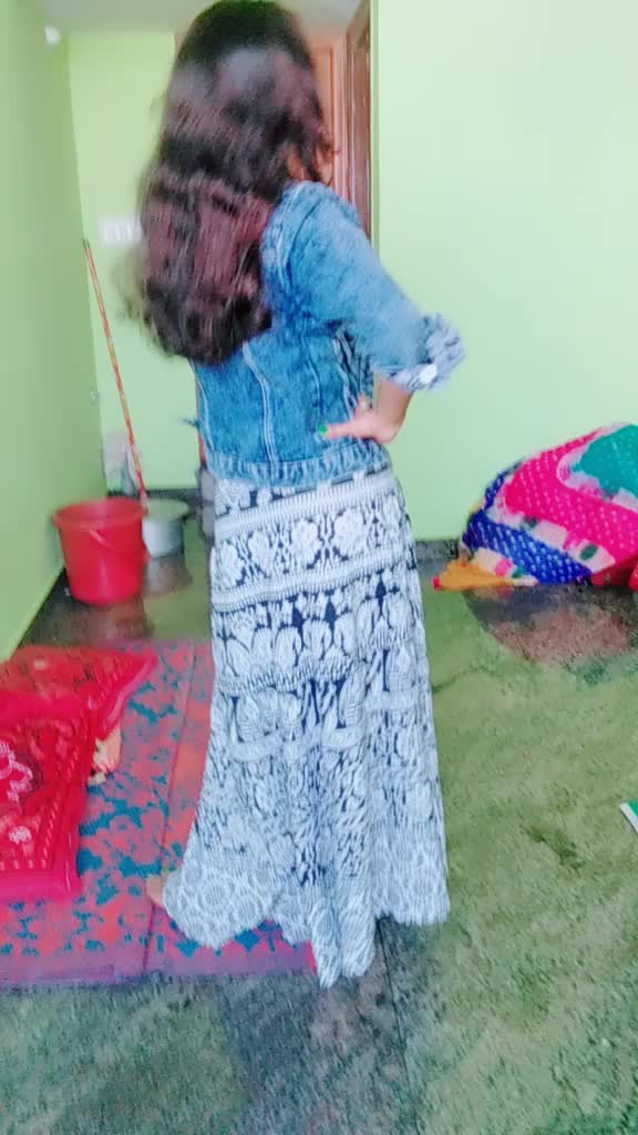 @👸Banglr_queen👑_👸