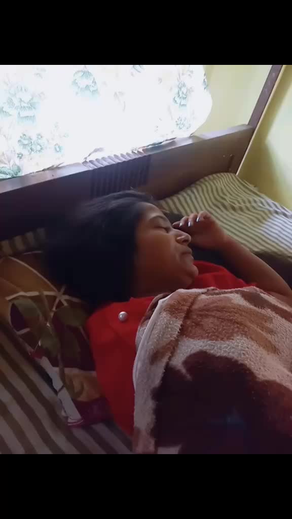 @Sayani_Deb