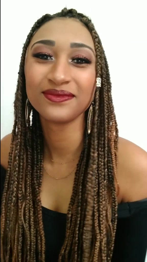 @Aline Januário