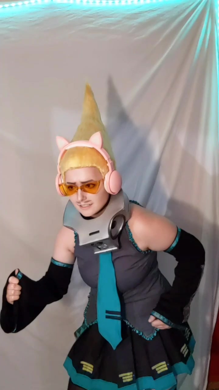 @stinkus jones
