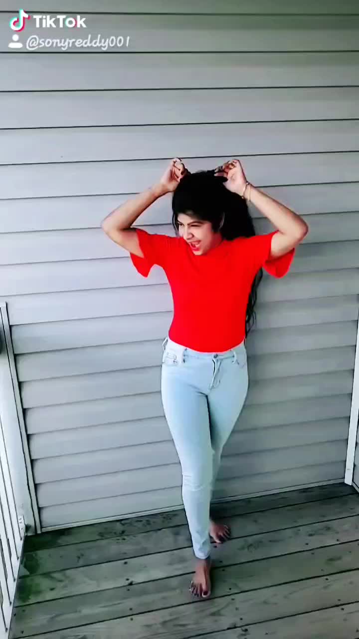 @🫰🏻✨