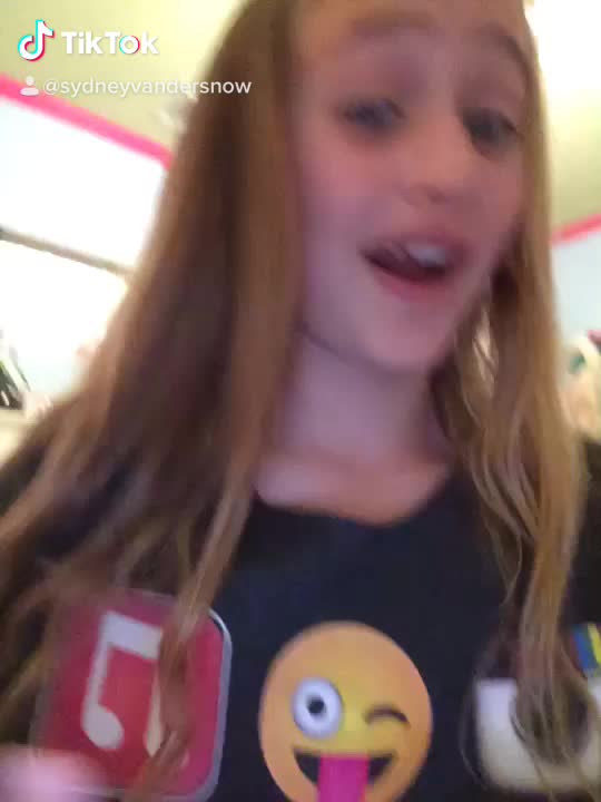 @Sydney Vandersnow
