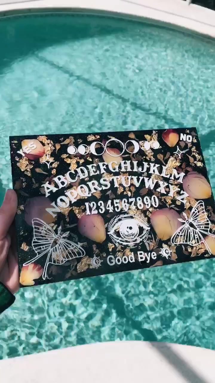 @𝓣𝓪𝔂𝓵𝓸𝓻🥀🦇