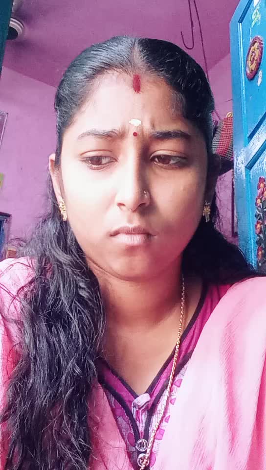 @பிரியா தனேஷ் 💛❤