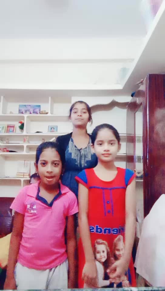 @rowdy girl poojitha