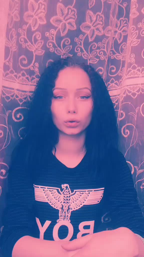 @👑