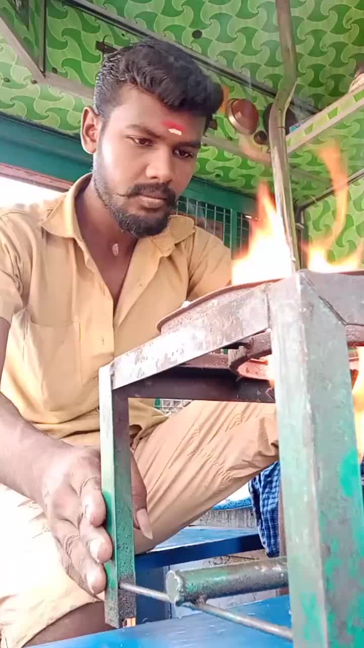 @Erode Saravanan🌹