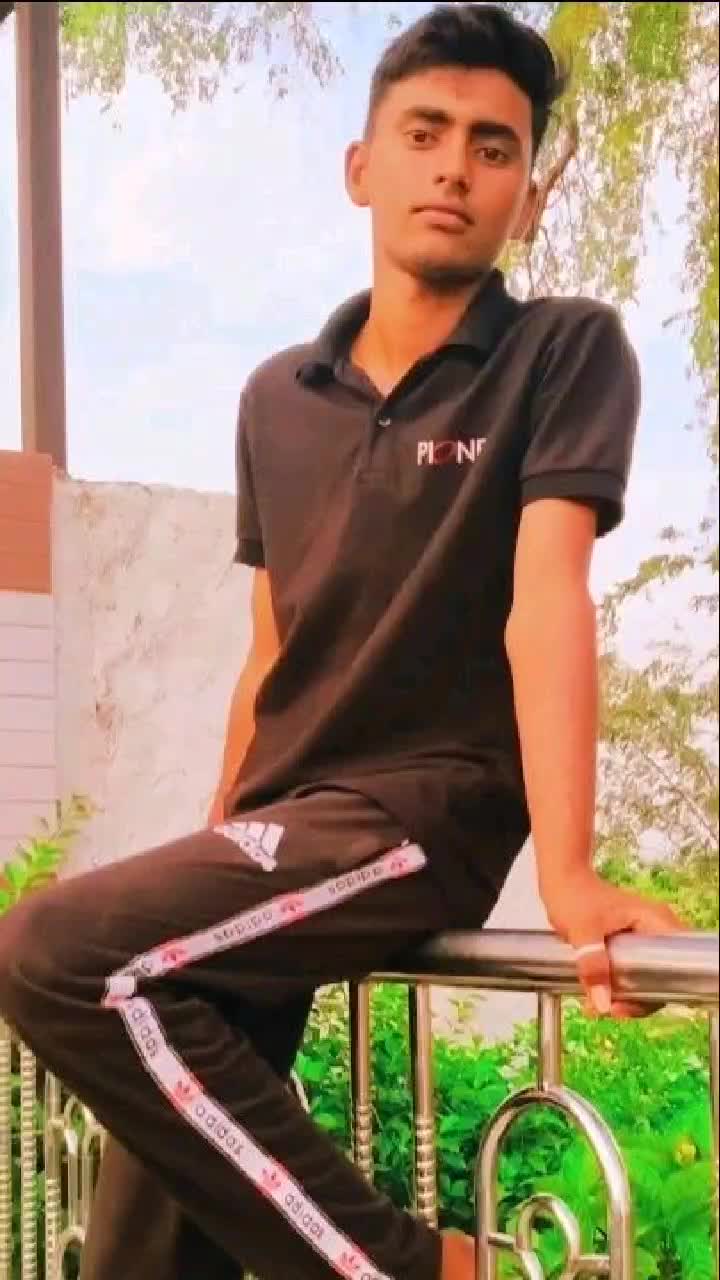 @Lucky __ jaat 08