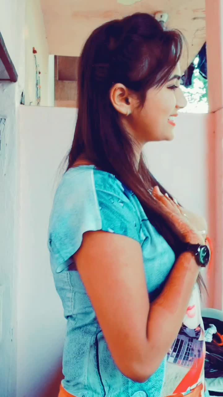 @Naina(gugglo)❤❤