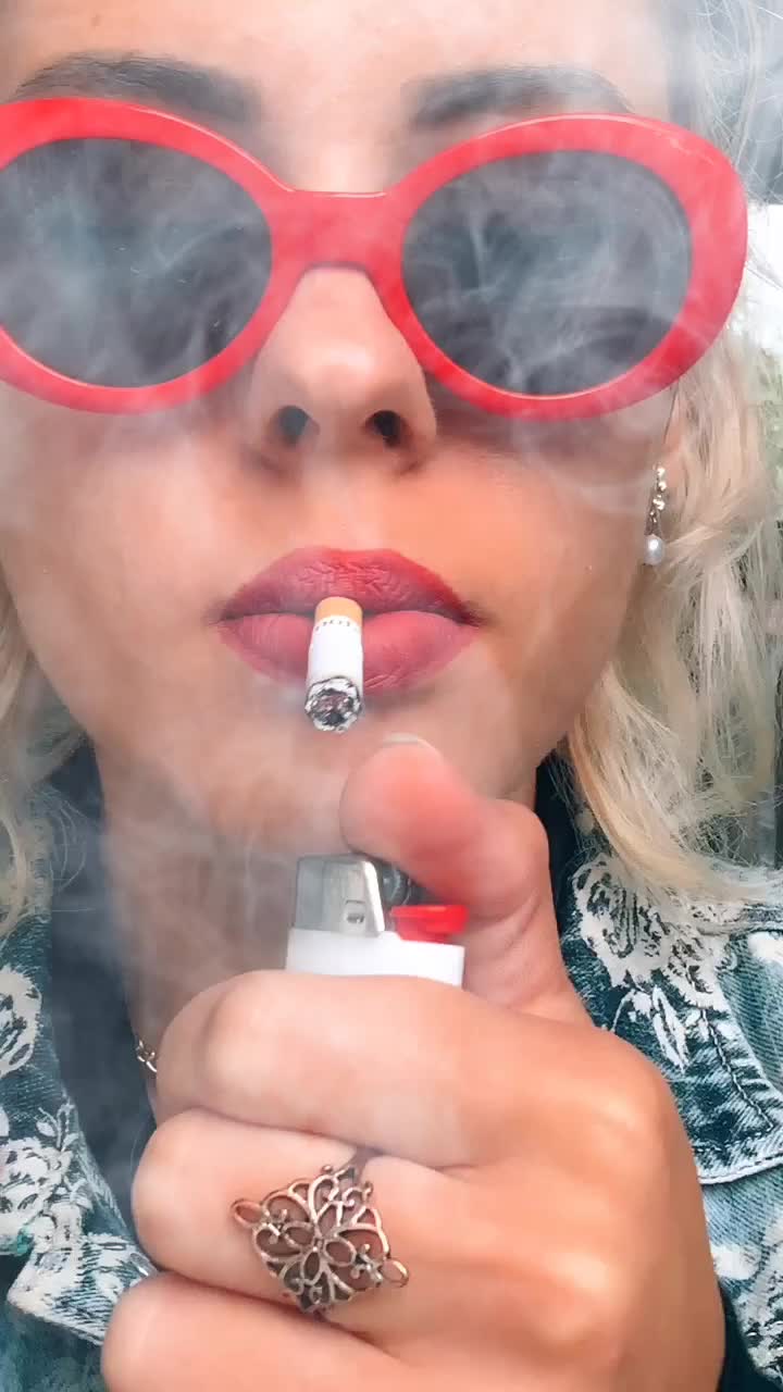 @Just_la_noe
