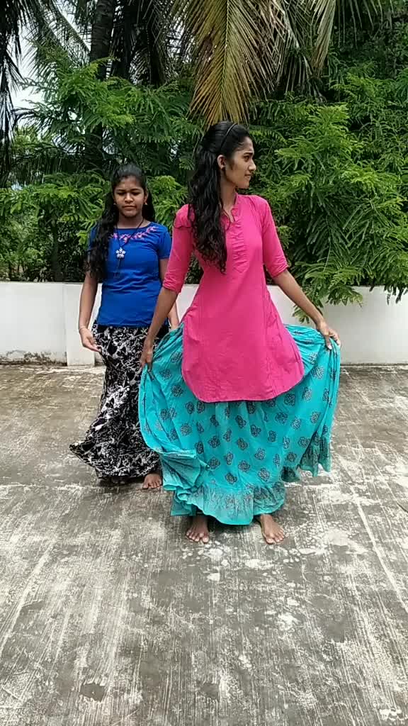 @Rekha kunju 😜👑