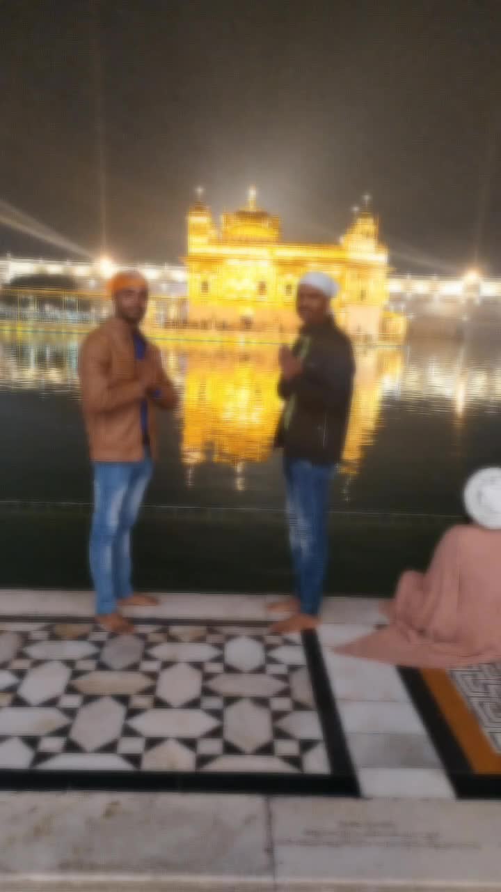 @Shãrìf Làdká Måññu