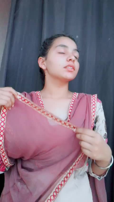 @ਧੀ ਸਰਦਾਰਾਂ ਦੀ👑
