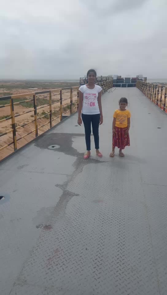 @spoorthireddy