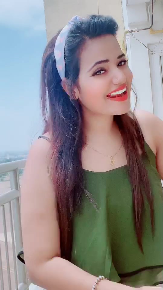 @👑&hearts;️Navneet virk&hearts;️👑