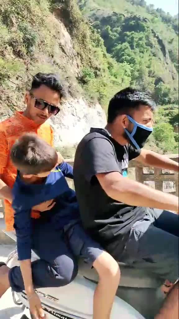 @Am&aring;&ntilde; Thakur