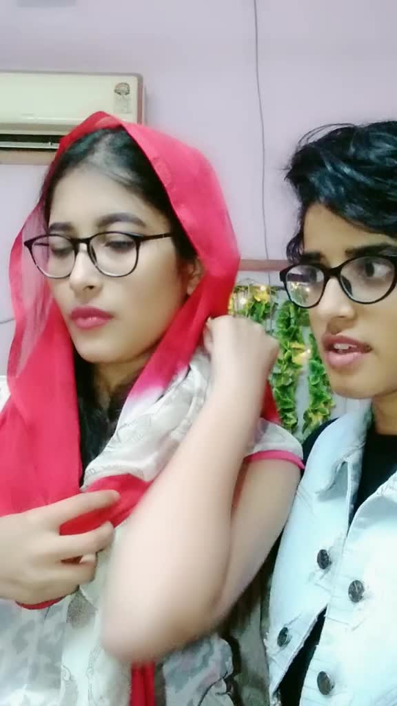 @Shruti Roy😘😘😘