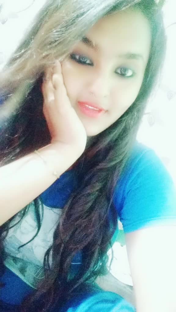 @isha sharma😘😘😘