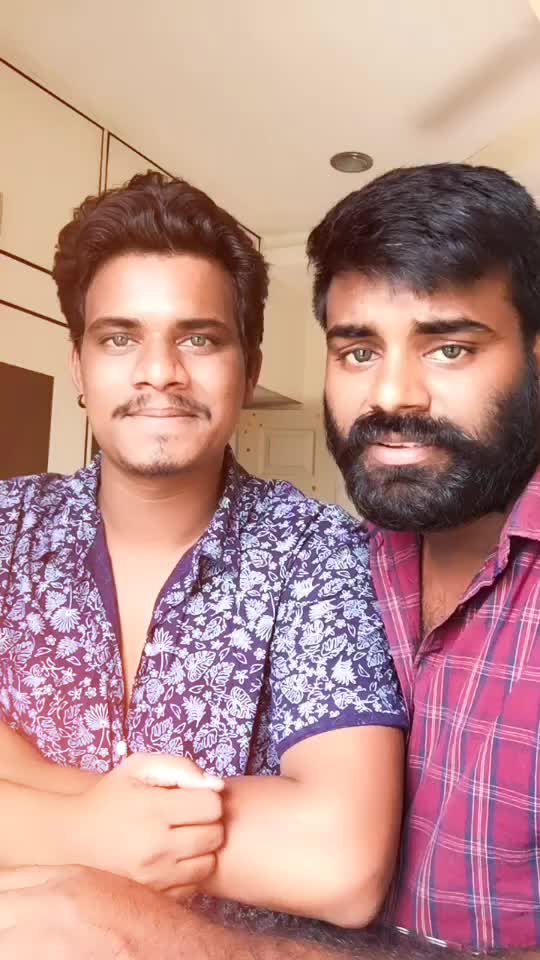 @F2  Brothers😁😜