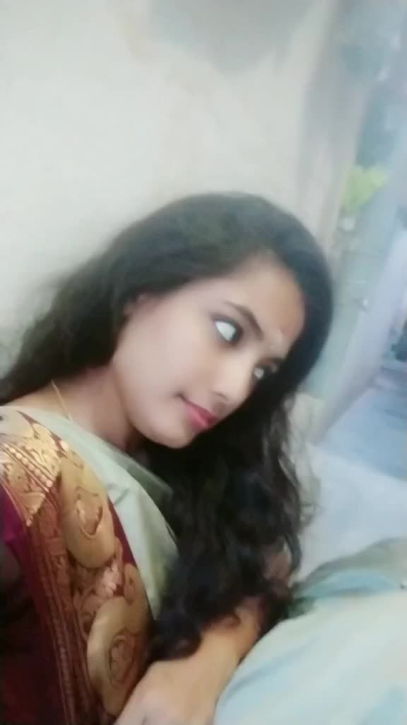 @😀
